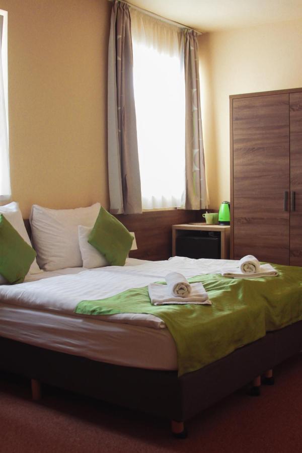 Centrooms Eger Exterior foto